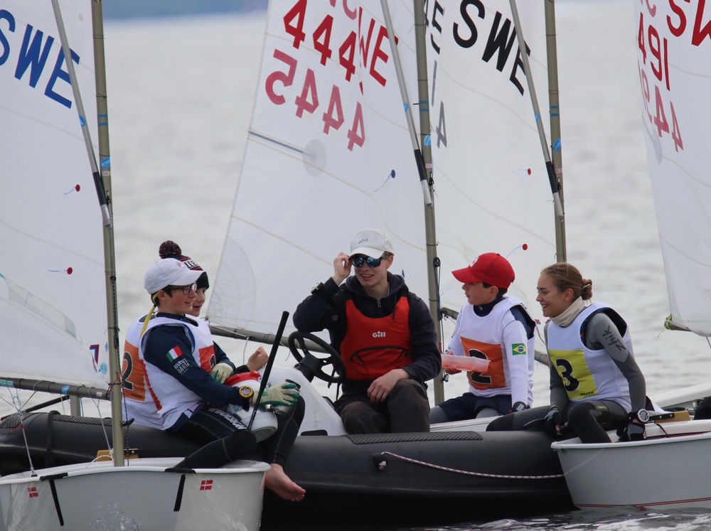 Anmälan Träning Optimist Svart vår 2026